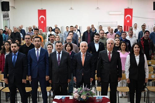 Vali Turan, Kamu Alımlarının Elektronik Ortamda Yapılmasına İlişkin Uygulama Yönetmeliği Eğitim Programına katıldı…